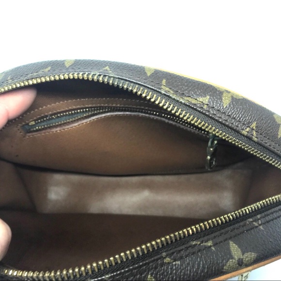 Louis Vuitton Trocadéro GM Compiegne Pouch Bag - Picture 8 of 8